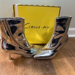 Circus by Sam Edelman Sia Silver Metallic Ankle Boot